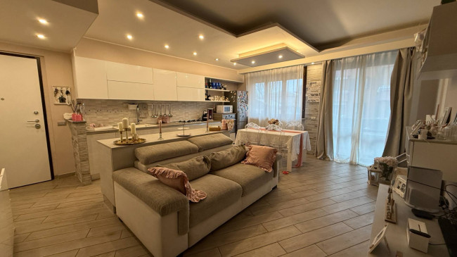 Appartamento in vendita a Cesate