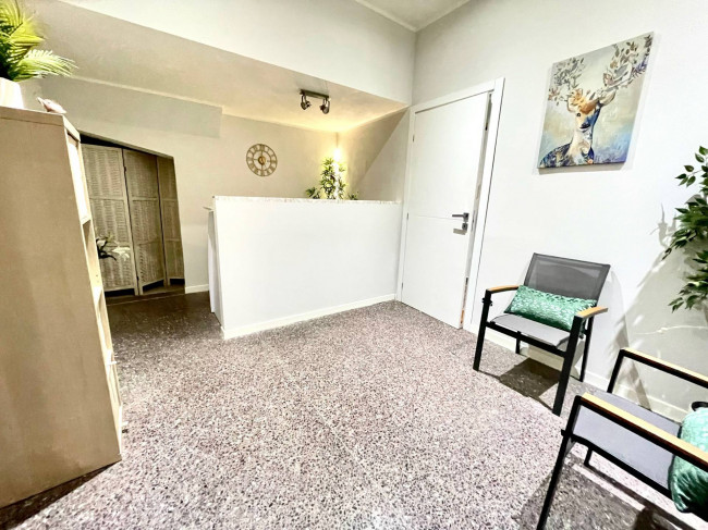 Locale commerciale in vendita a Saronno