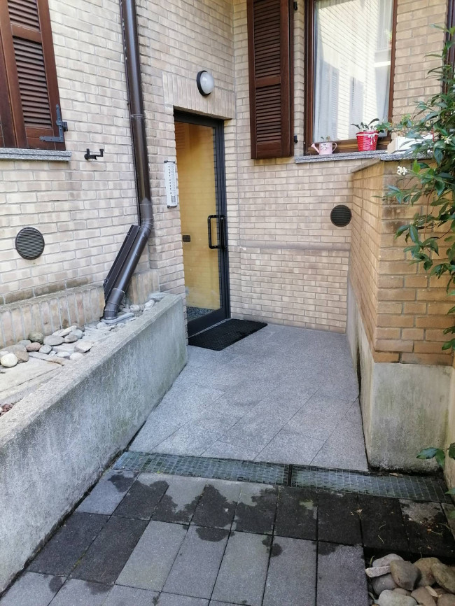 Appartamento in vendita a Caronno Pertusella