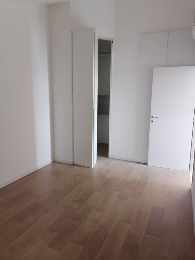 Appartamento in vendita a Caronno Pertusella