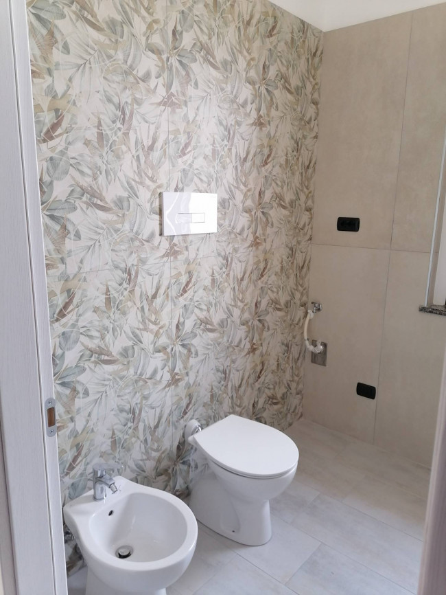 Appartamento in vendita a Caronno Pertusella