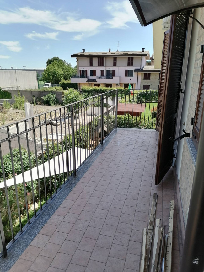 Appartamento in vendita a Caronno Pertusella