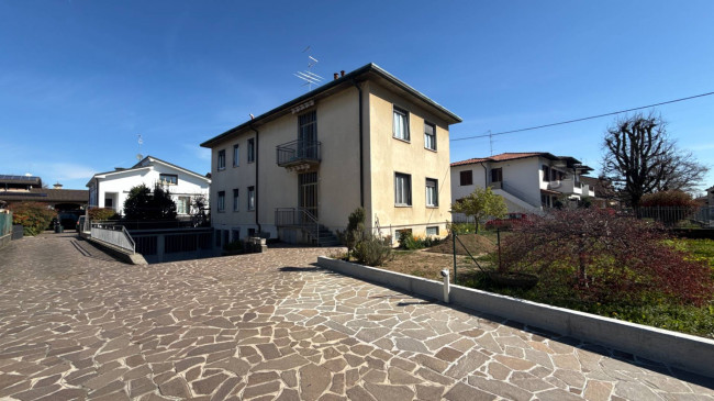 Appartamento in vendita a Rovellasca