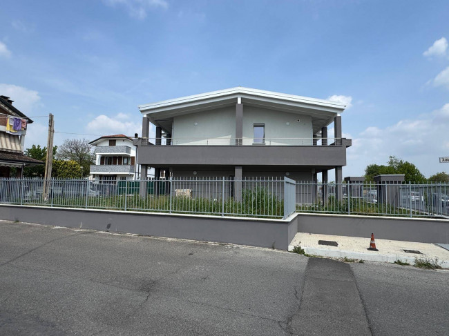 Villa in vendita a Cesate