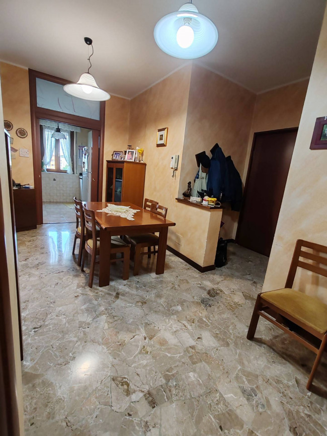 Appartamento in vendita a Garbagnate Milanese