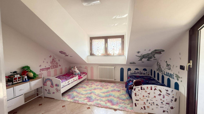 Villa in vendita a Limbiate