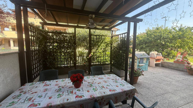 Villa in vendita a Limbiate
