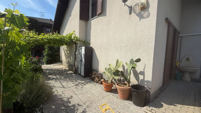 Villa in vendita a Limbiate