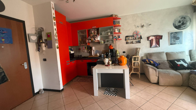 Appartamento in vendita a Garbagnate Milanese
