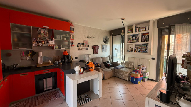 Appartamento in vendita a Garbagnate Milanese