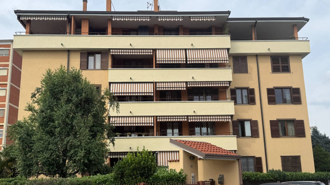 Appartamento in vendita a Garbagnate Milanese