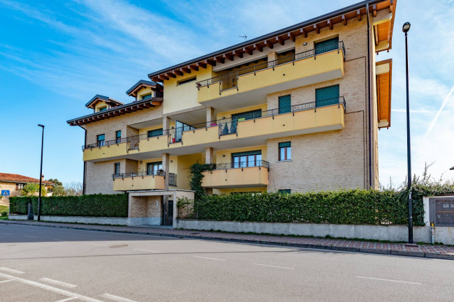 Appartamento in vendita a Limbiate