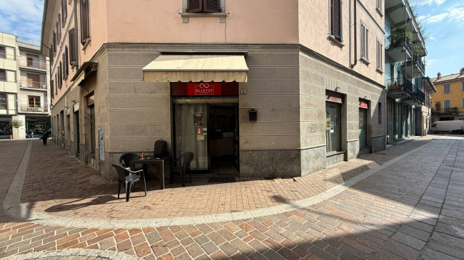 Attività commerciale in vendita a Saronno
