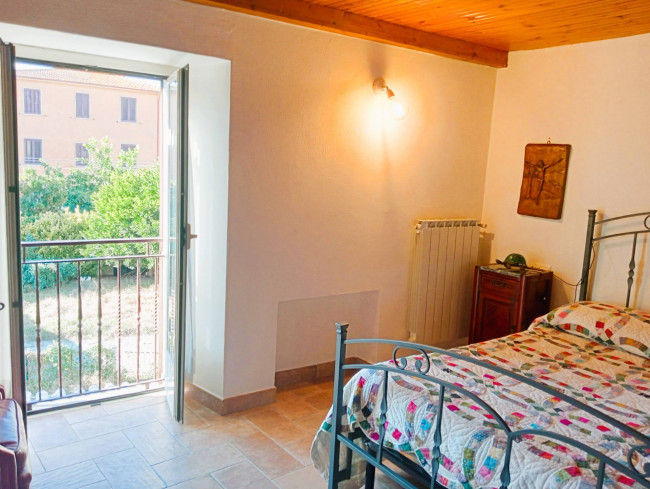 Appartamento in vendita a Marta