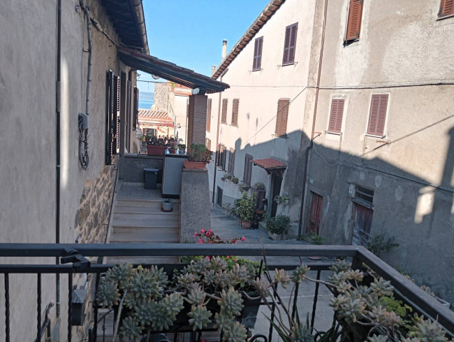 Appartamento in vendita a Marta