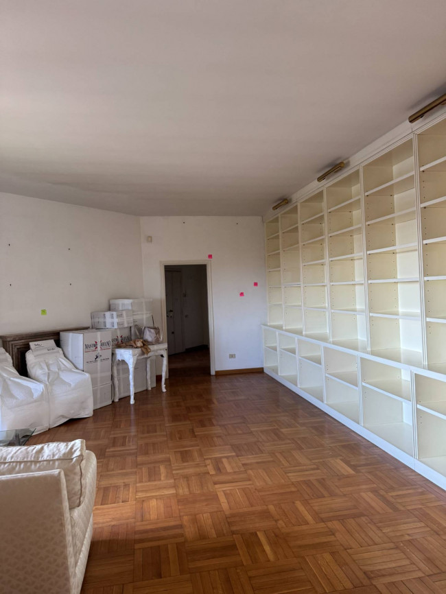 Apartment for sale in Roma