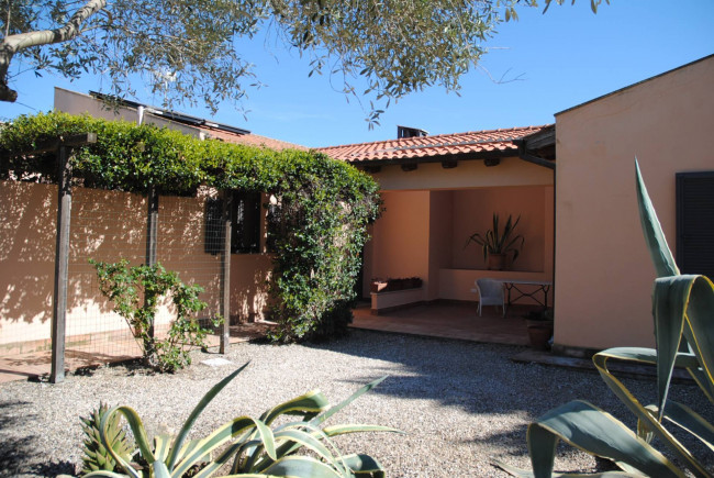 Villa in vendita a Tarquinia