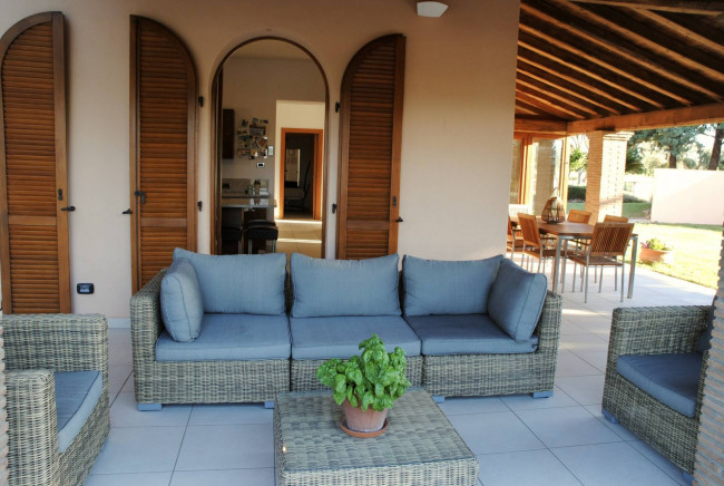 Villa for sale in Tarquinia