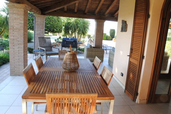 Villa for sale in Tarquinia