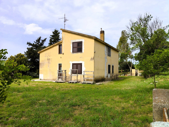 Casa singola in vendita a Tarquinia