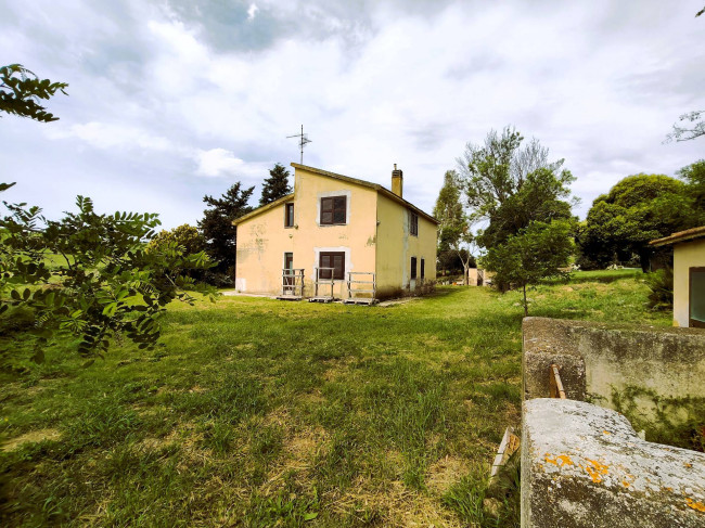 Casa singola in vendita a Tarquinia