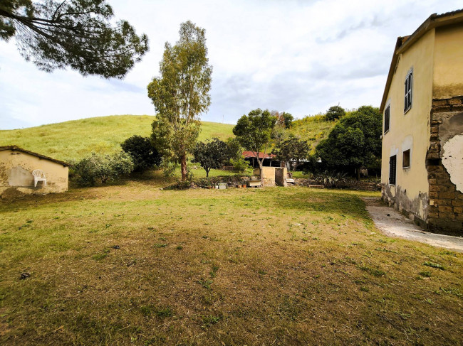 Casa singola in vendita a Tarquinia