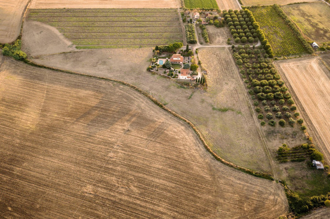 Villa in vendita a Tarquinia