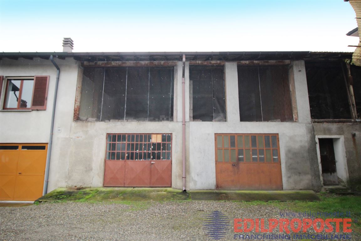 Rustico in vendita a Lentate sul Seveso