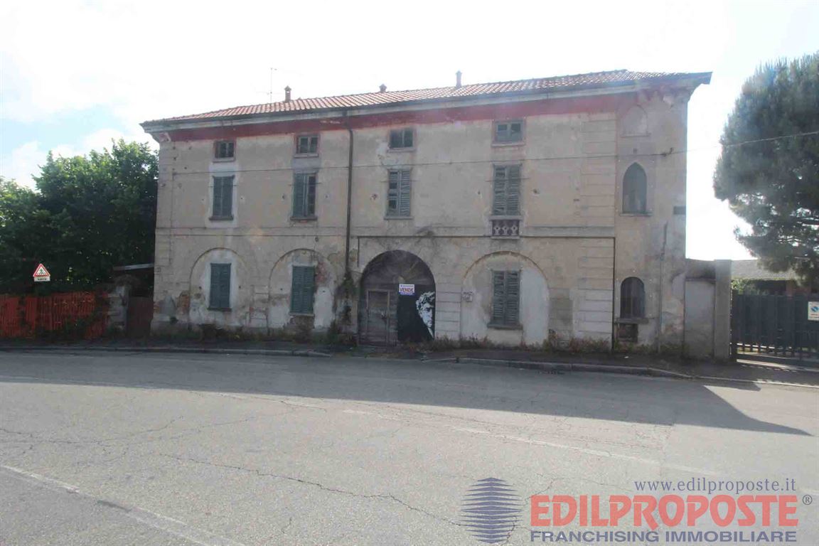 Rustico in vendita a Lentate sul Seveso