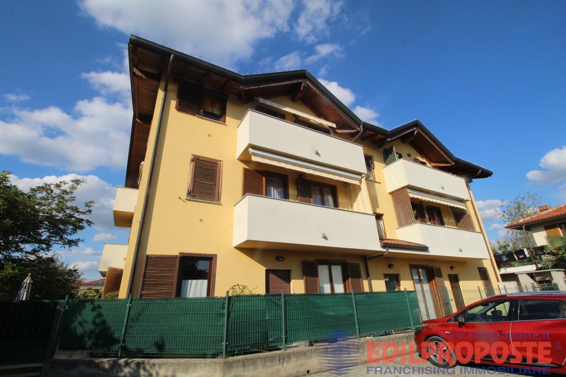 Appartamento in vendita a Misinto