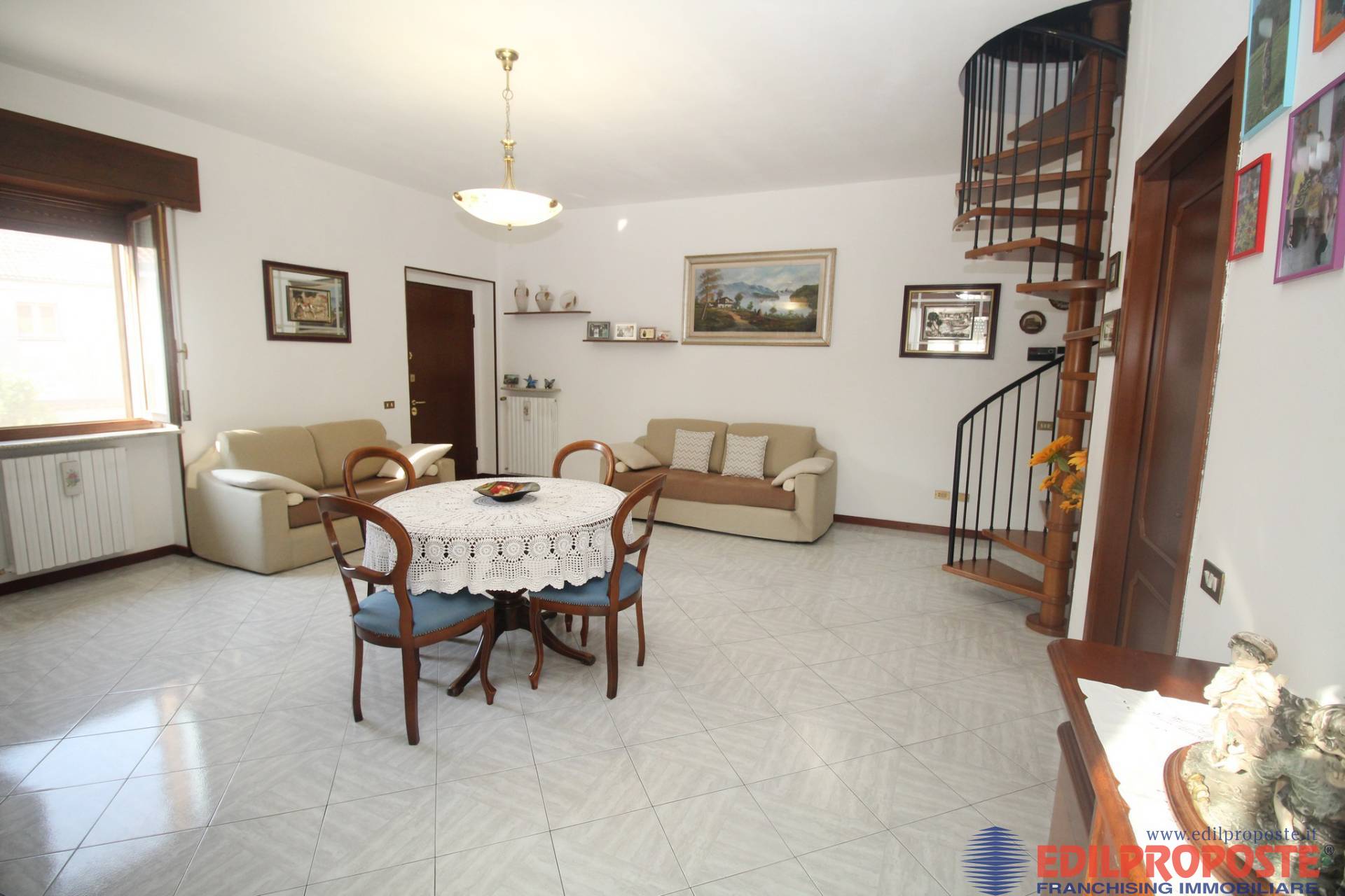 Appartamento in vendita a Misinto