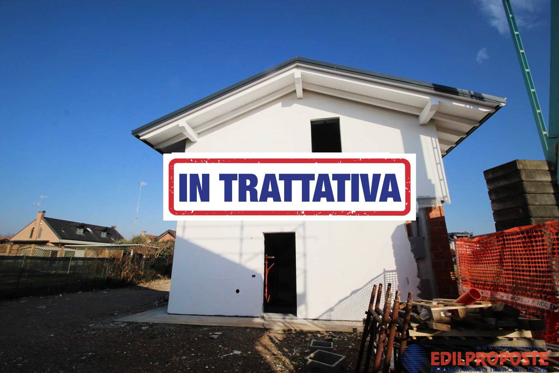 Villa in vendita a Misinto