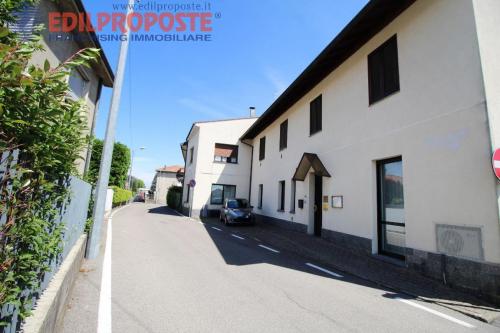 Studio/Ufficio in affitto a Lazzate