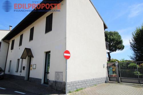 Studio/Ufficio in affitto a Lazzate