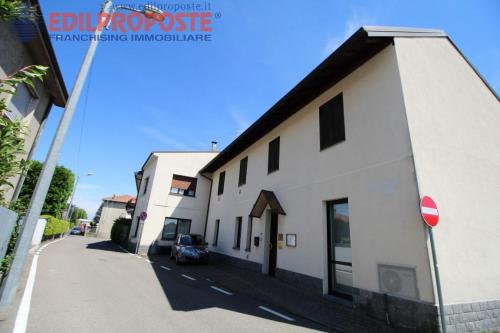 Studio/Ufficio in affitto a Lazzate