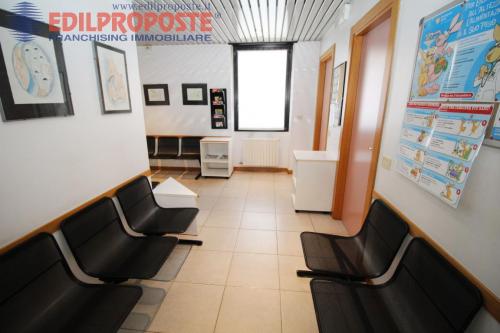 Studio/Ufficio in affitto a Lazzate