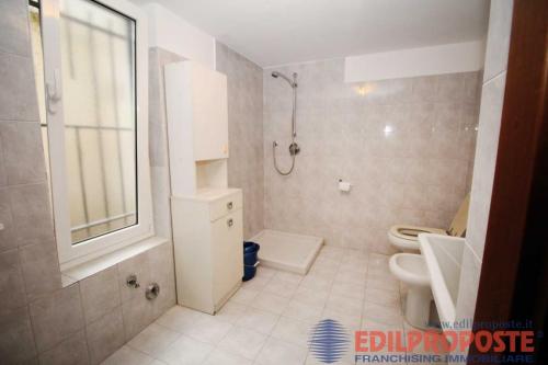 Studio/Ufficio in affitto a Lazzate