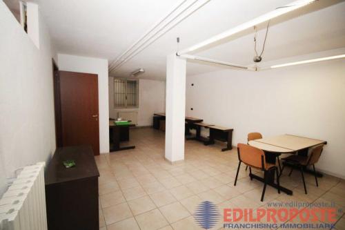 Studio/Ufficio in affitto a Lazzate