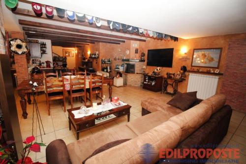 Villa in vendita a Lazzate