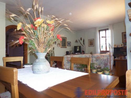 Villa in vendita a Lazzate