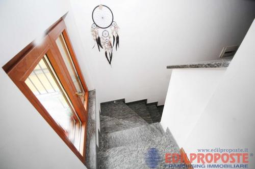 Appartamento in vendita a Lazzate