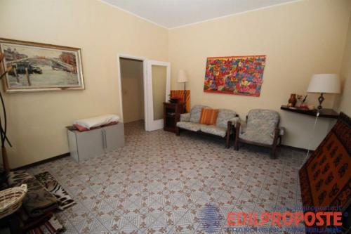 Appartamento in vendita a Lazzate