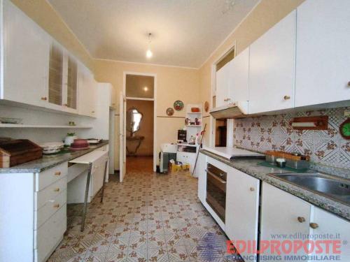 Appartamento in vendita a Lazzate