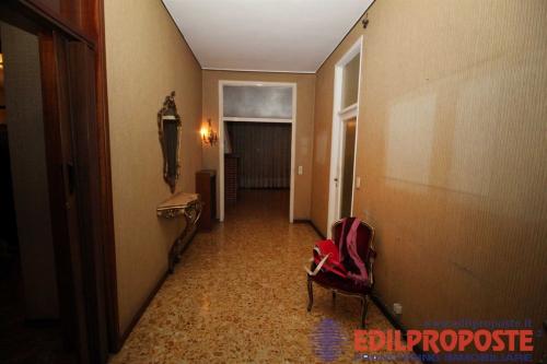 Appartamento in vendita a Lazzate