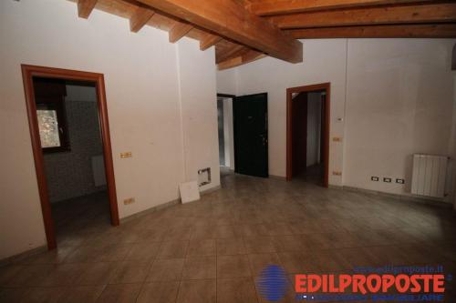 Appartamento in vendita a Misinto