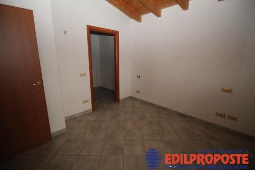 Appartamento in vendita a Misinto