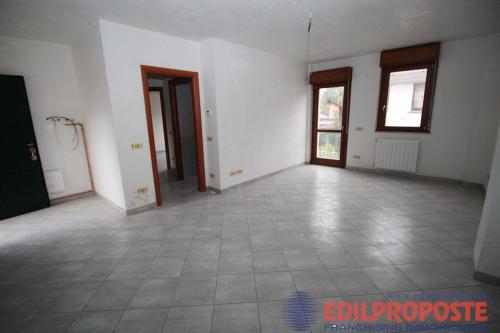 Appartamento in vendita a Misinto
