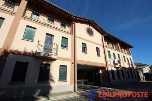 Appartamento in vendita a Misinto