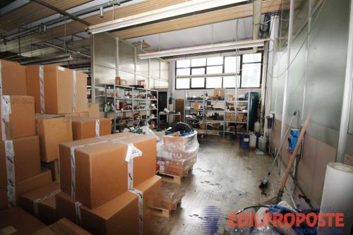 Capannone in affitto a Lentate sul Seveso