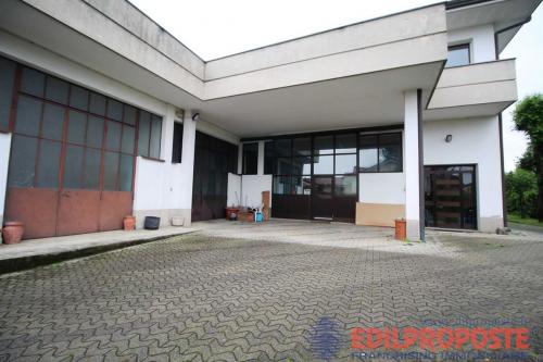 Capannone in affitto a Lentate sul Seveso